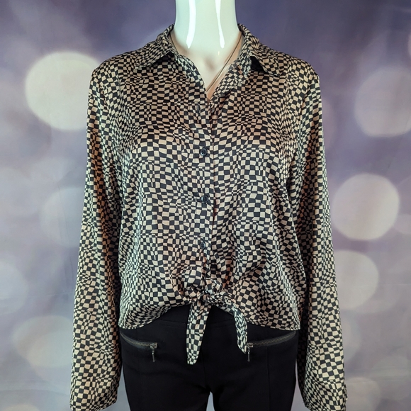 Maison D'Amelie sz S Long Sleeve Button Down Cream and Black Patterned Top - Picture 2 of 6